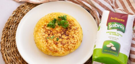 Tortilla de arroz con jamón y queso