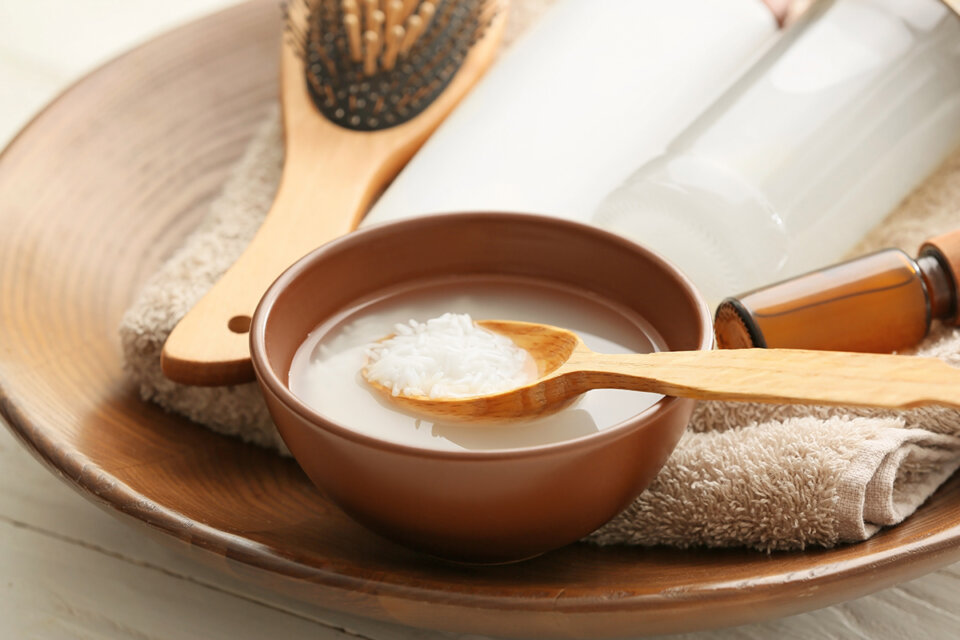 Descubre los secretos del agua de arroz para el cuidado facial