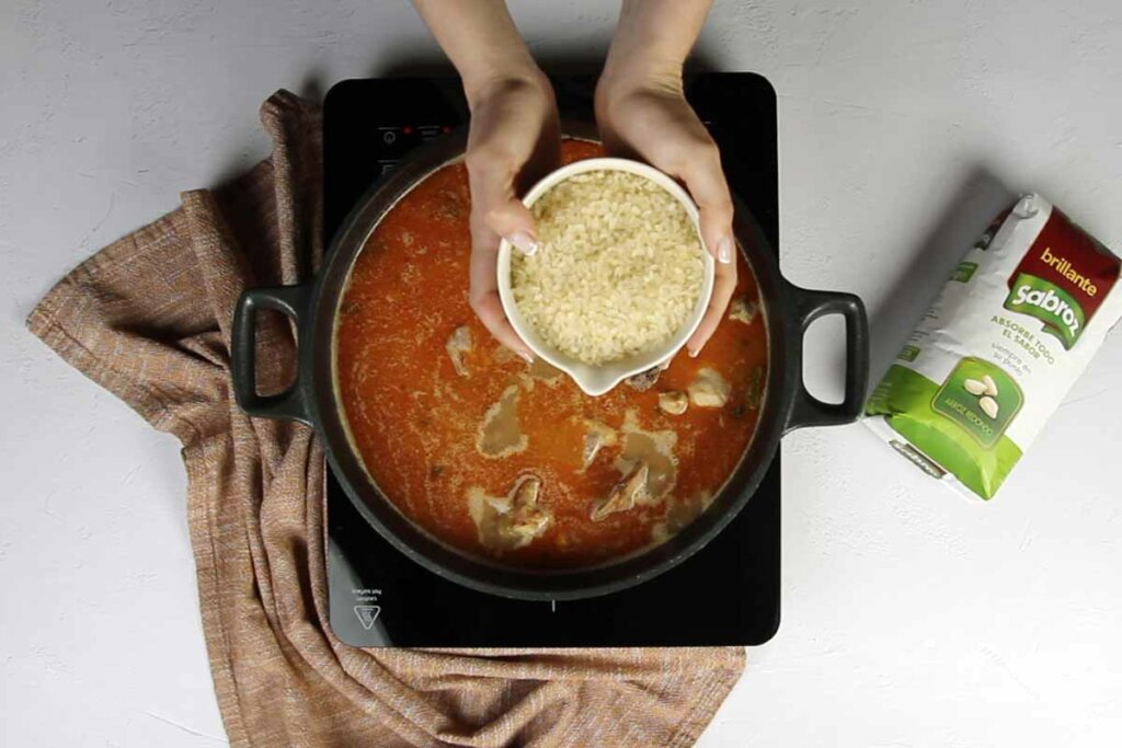 paso a paso arroz con costillas y conejo caldo y arroz