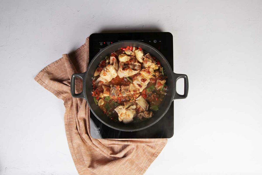 paso a paso arroz con costillas y conejo tomate