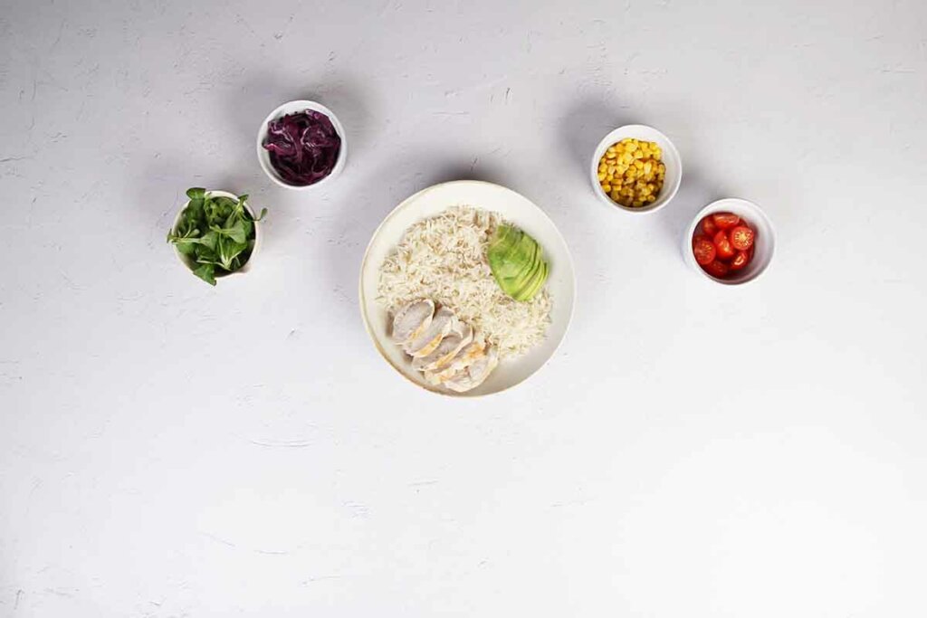 paso a paso poke bowl pollo montar el bol