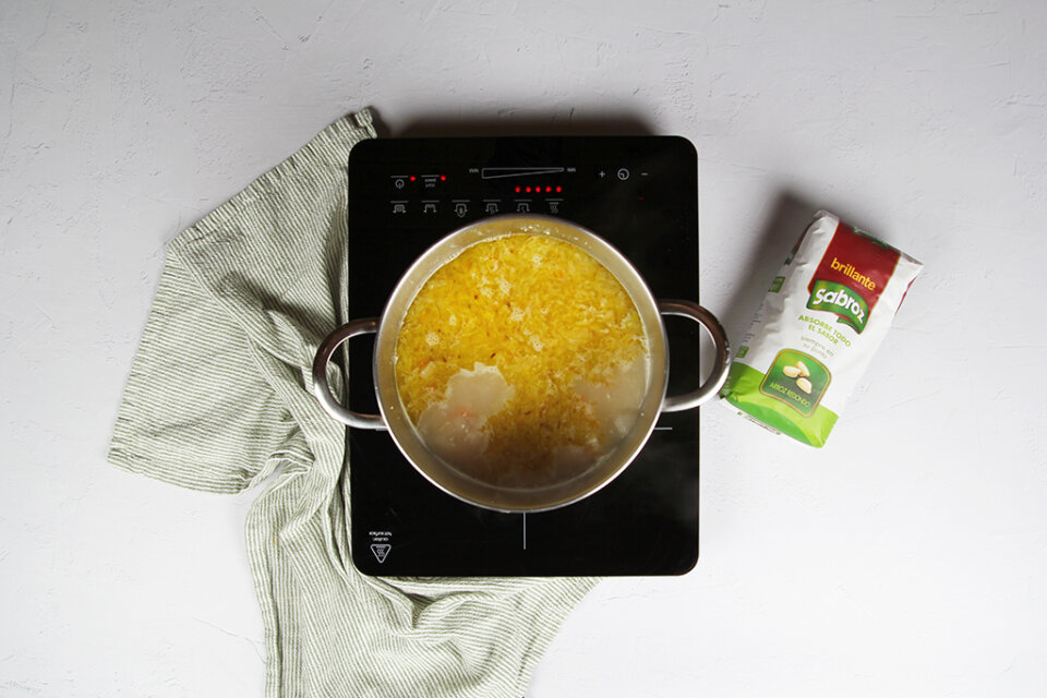 pollo en caldo con arroz