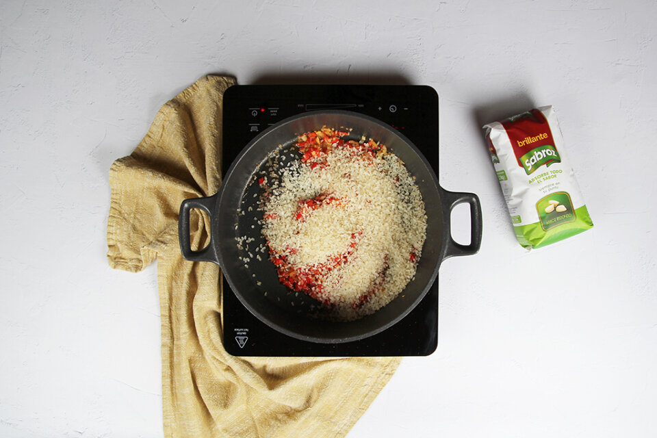 arroz con secreto y alcachofas