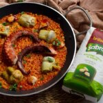 Paella de pulpo y alcachofas