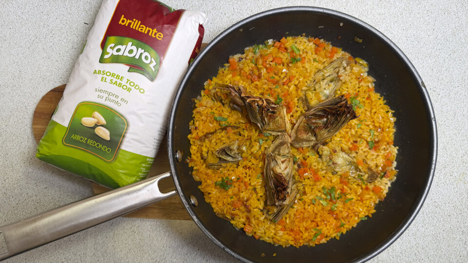 arroz con alcachofas y verduras
