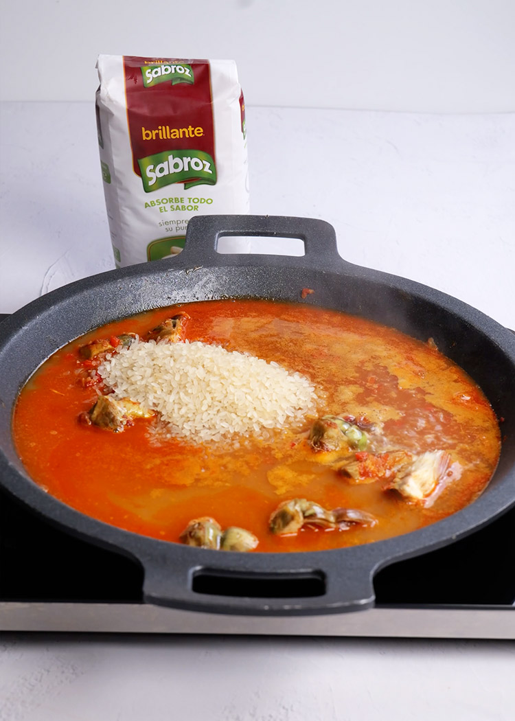 Arroz en Arroz con alcachofas y gambas