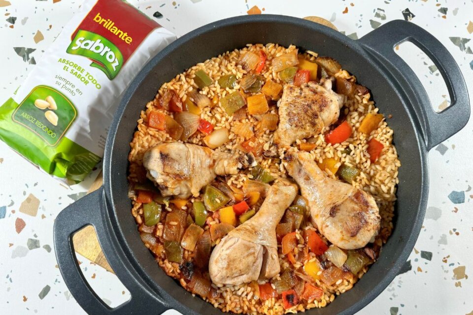 Arroz con pollo al horno: receta fácil y deliciosa