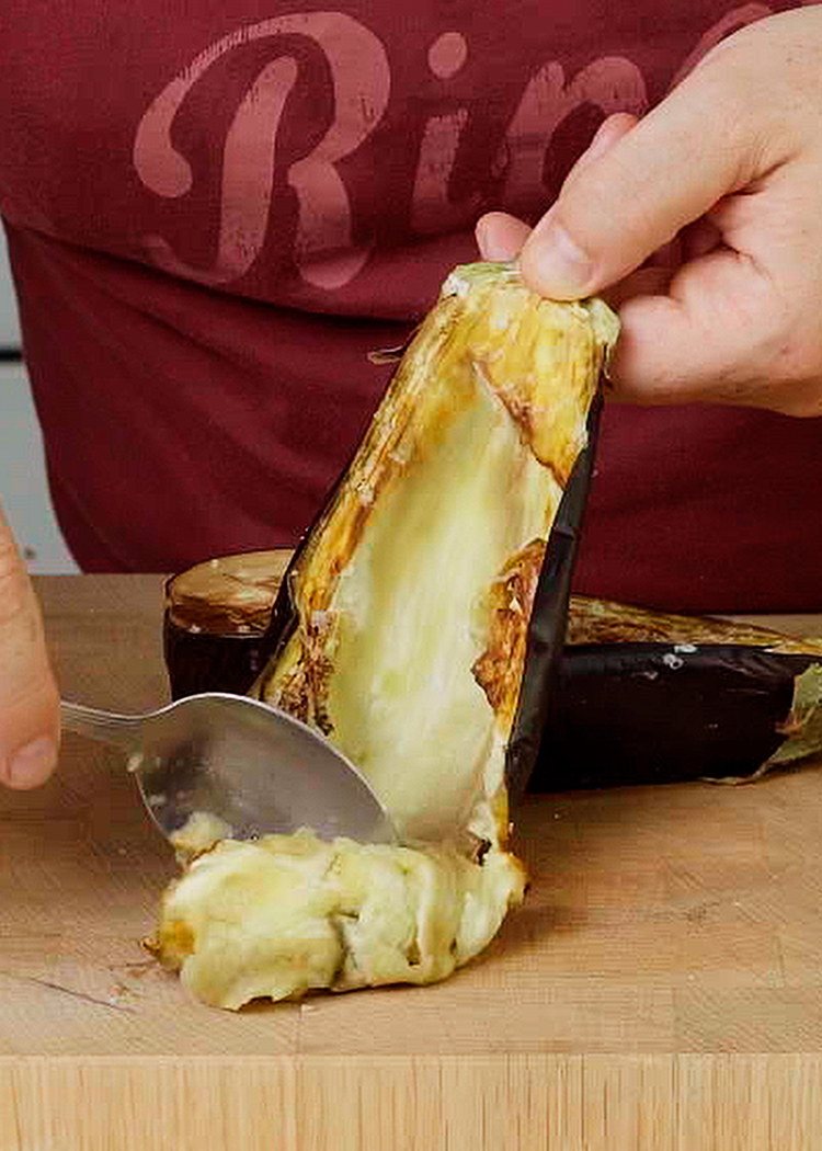Arroz con berenjena: sencillo, sabroso y lleno de verdura