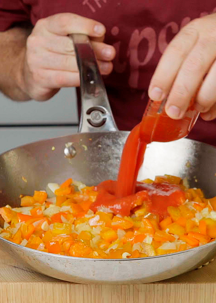 Sofrito para arroz con berenjena