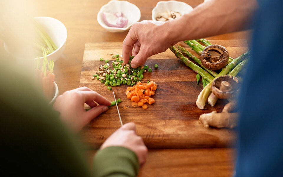 Cena saludable sin cocinar: opciones fáciles y rápidas