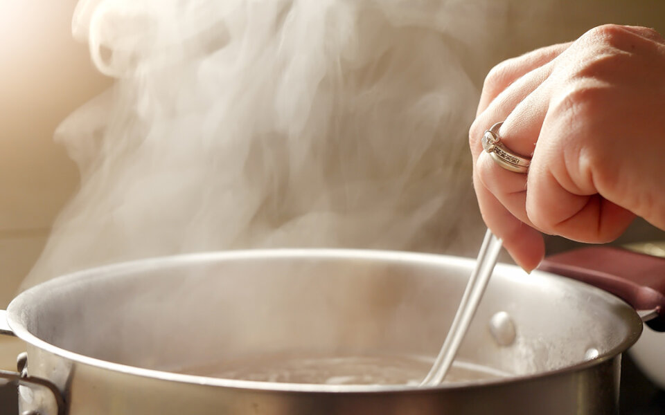 Cómo espesar un caldo: Técnicas y trucos infalibles