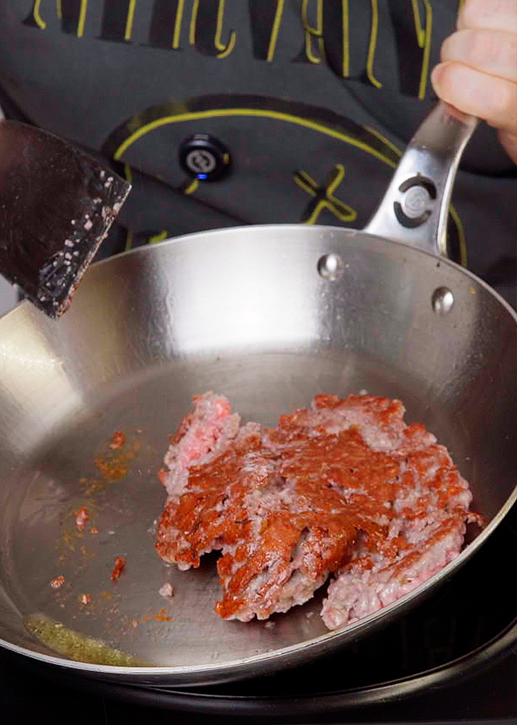 Sellar carne para arroz con carne picada