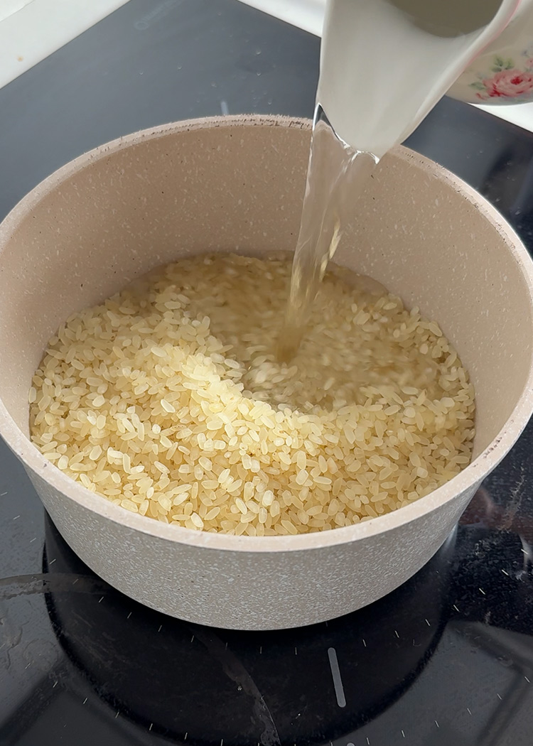 cocer arroz para rollitos vietnamitas