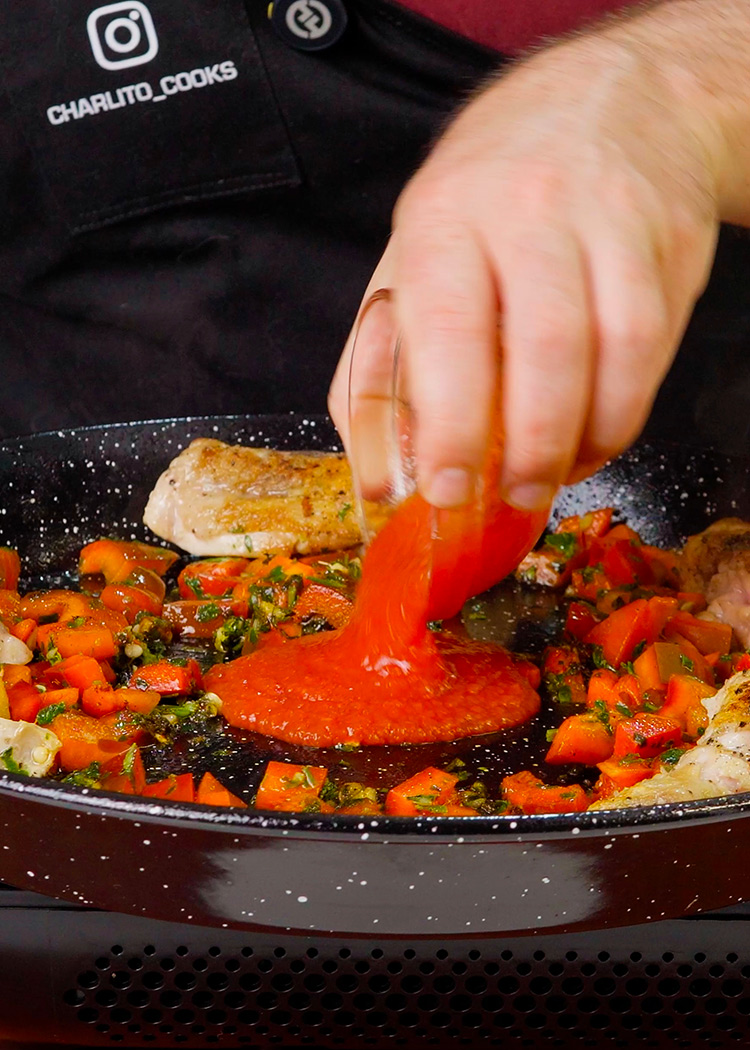 Sofrito para paella de pollo
