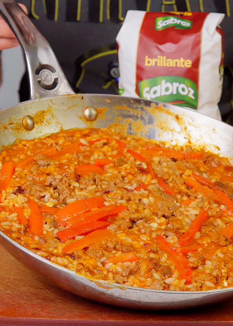Dejar reposar para arroz con carne picada