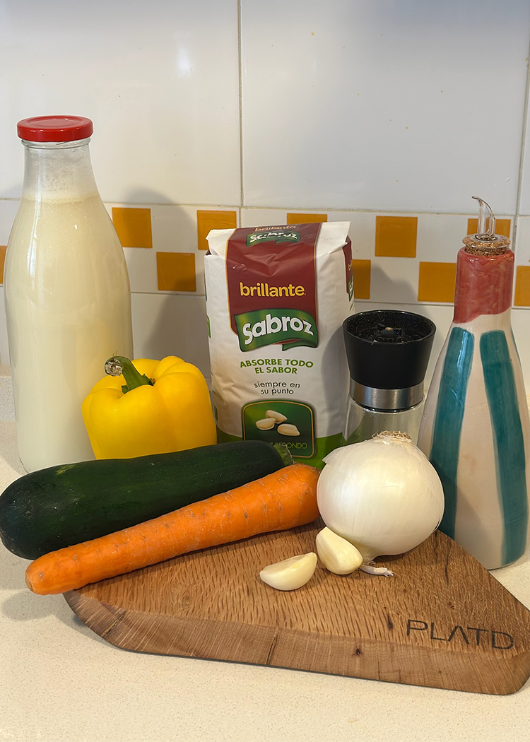 ingredientes para arroz caldoso con verduras