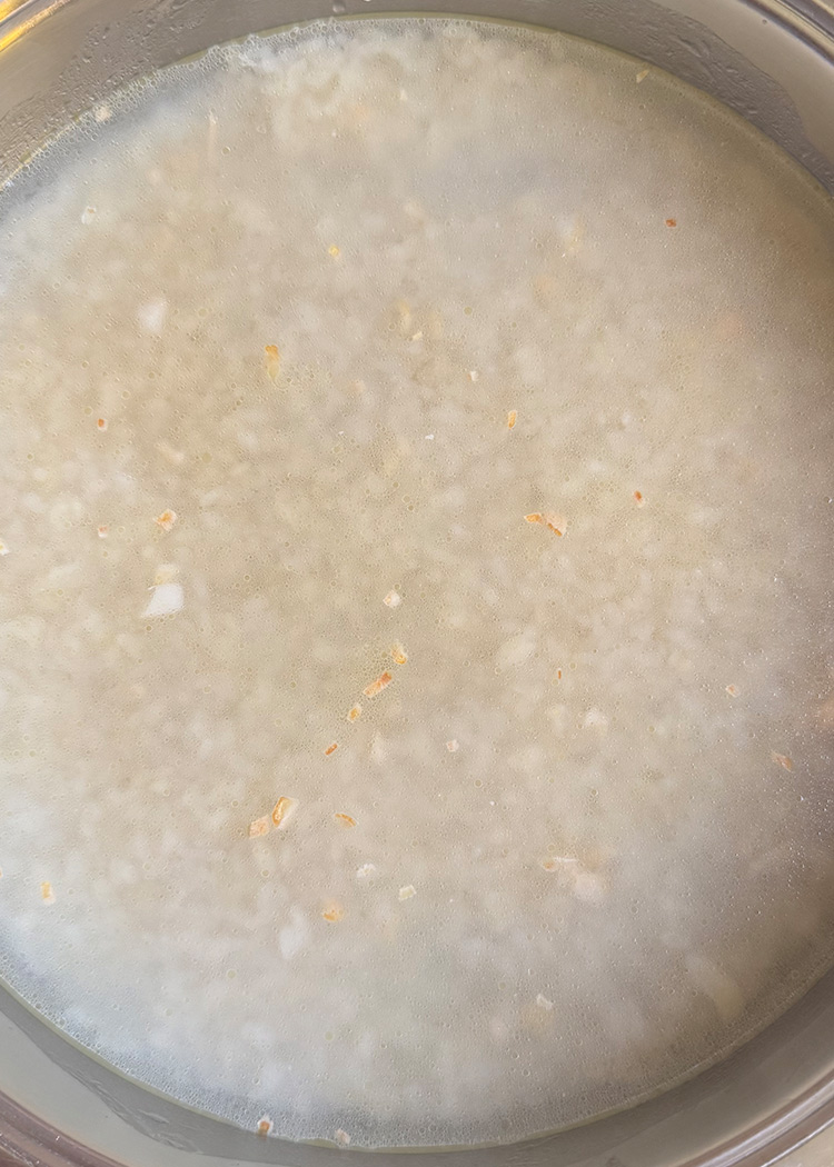 añadir agua para arroz blanco