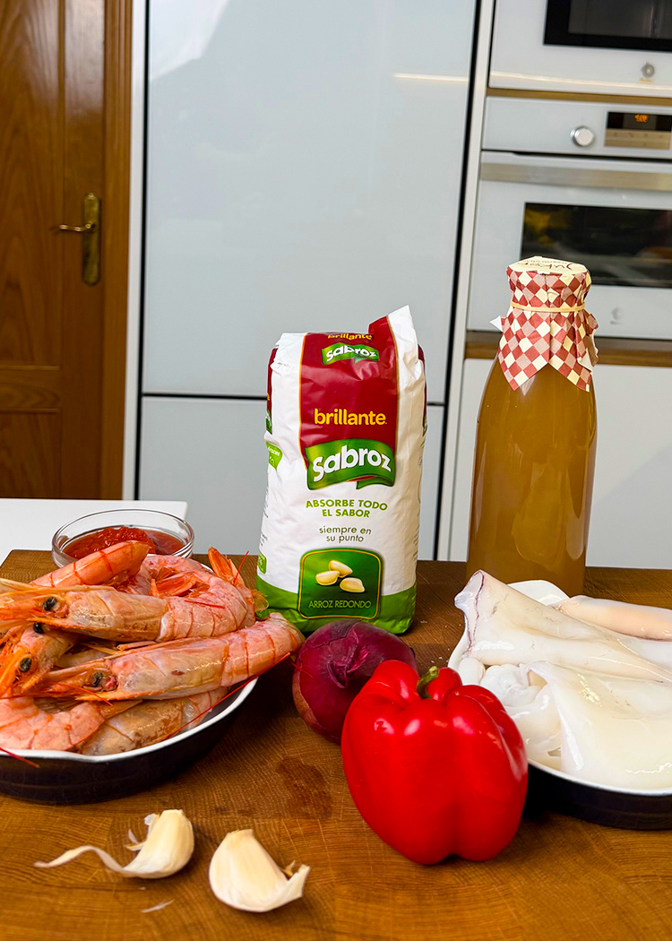 Ingredientes para arroz con marisco