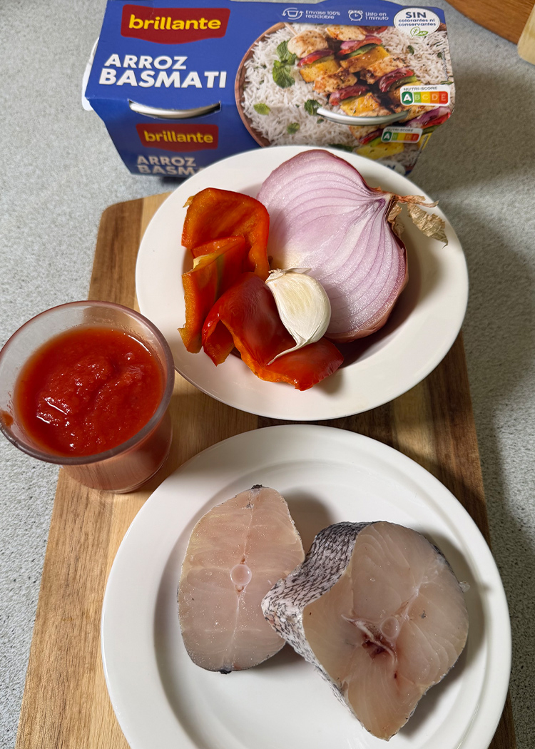ingredientes para merluza con arroz basmati