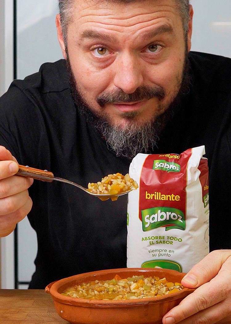 Arroz con lentejas: fácil, reconfortante y de los que siempre apetecen