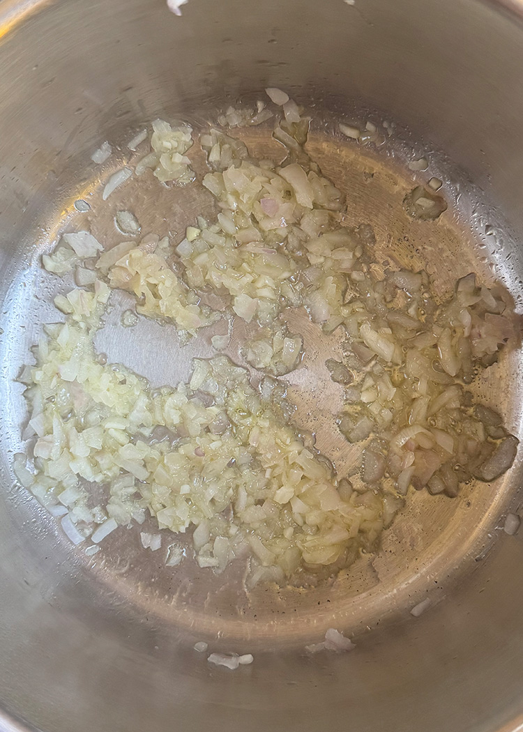 sofrito para arroz con bacalao