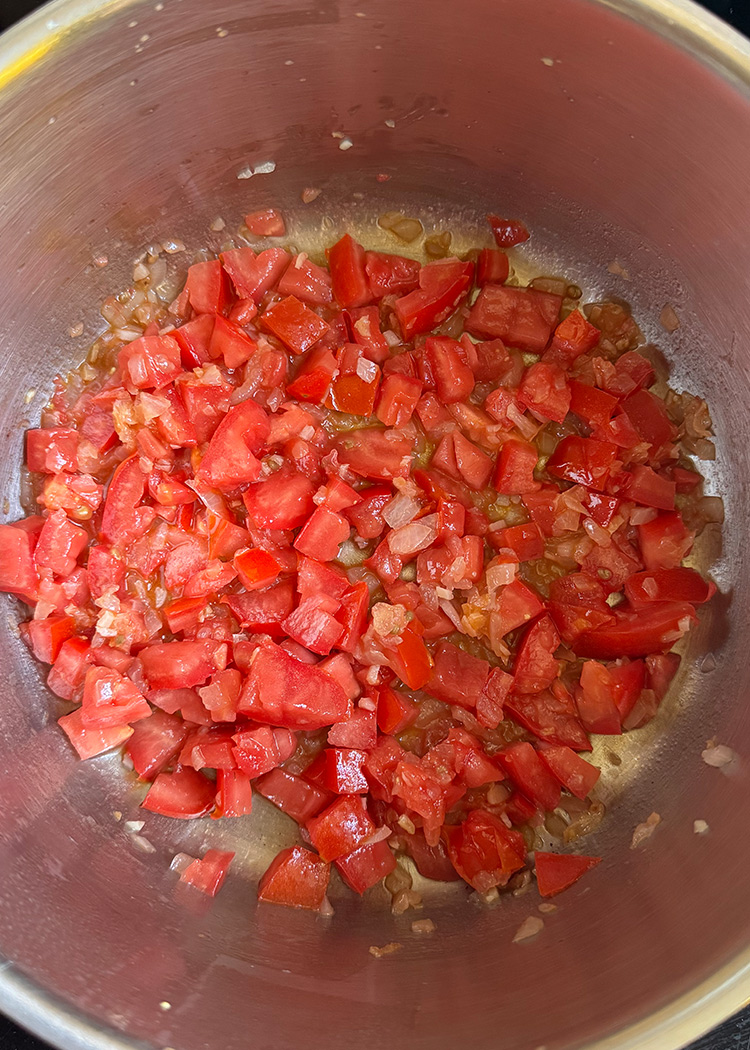 tomate para arroz con bacalao