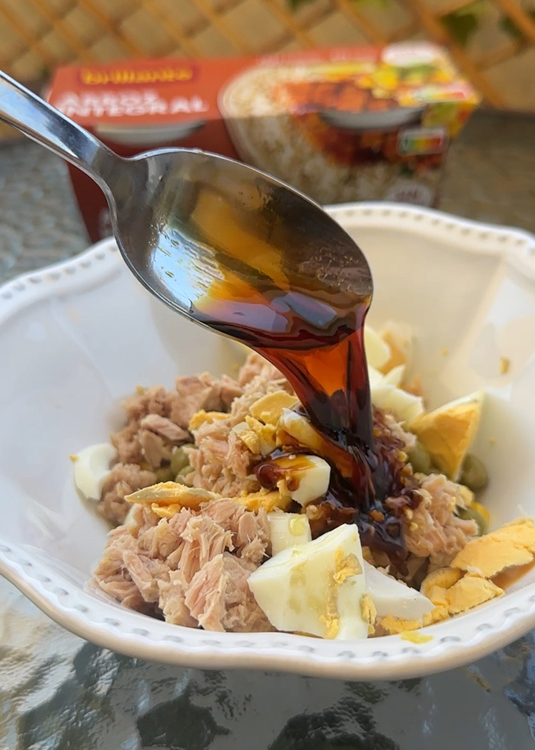 Añadir soja para arroz al microondas