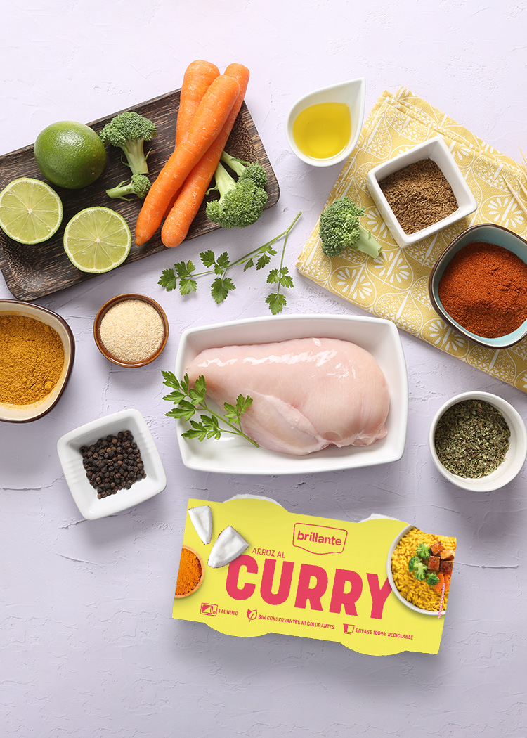 prepara los ingredientes para arroz al curry con pinchitos morunos