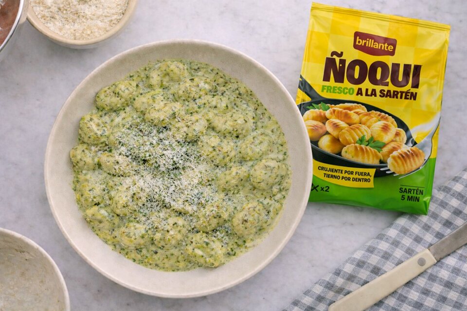 ñoquis con pesto y nata