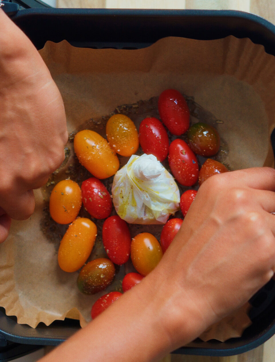 Asar tomates y ajo